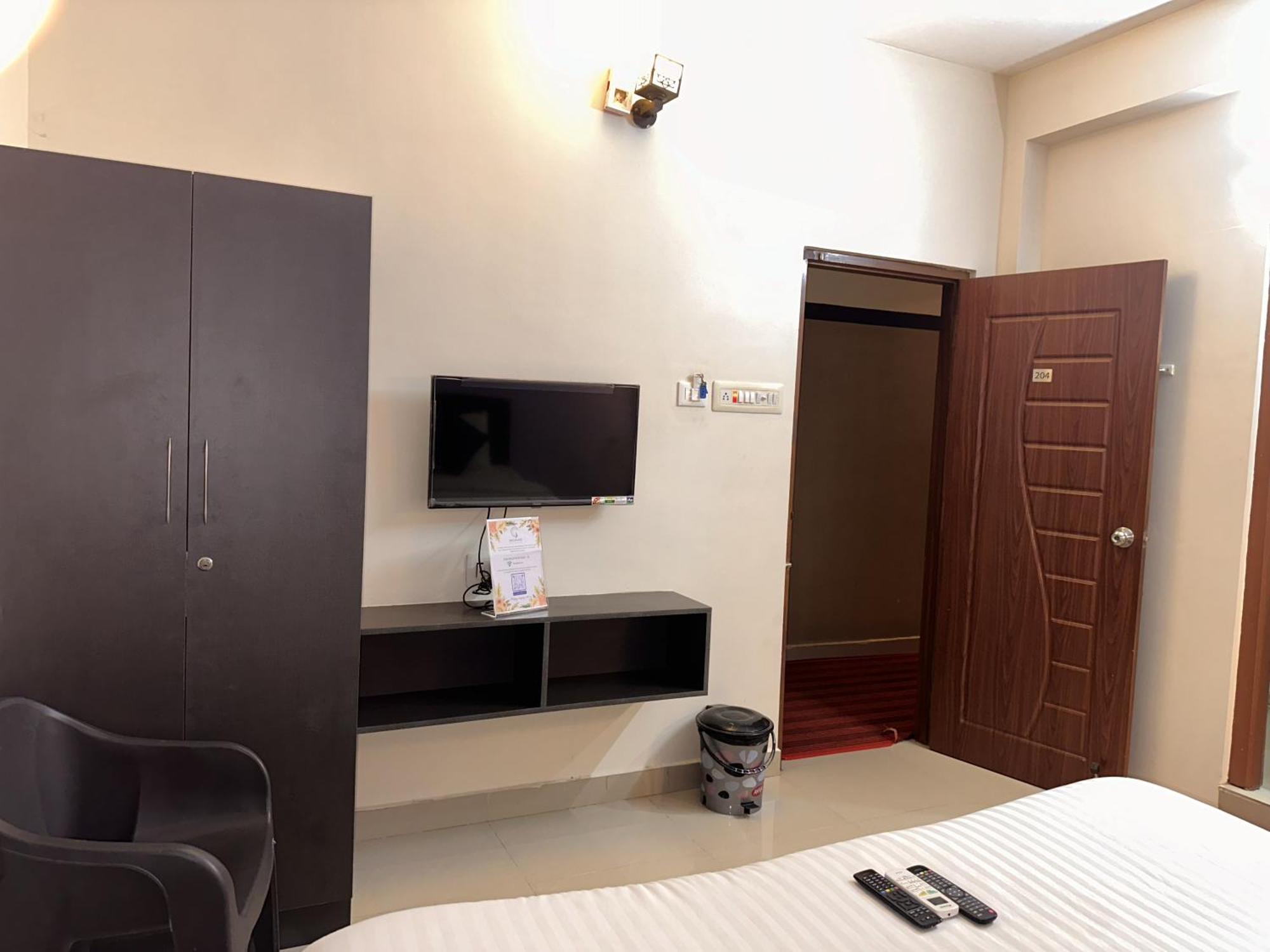 Srichand Business Class Rooms Thiruvallur Exterior foto